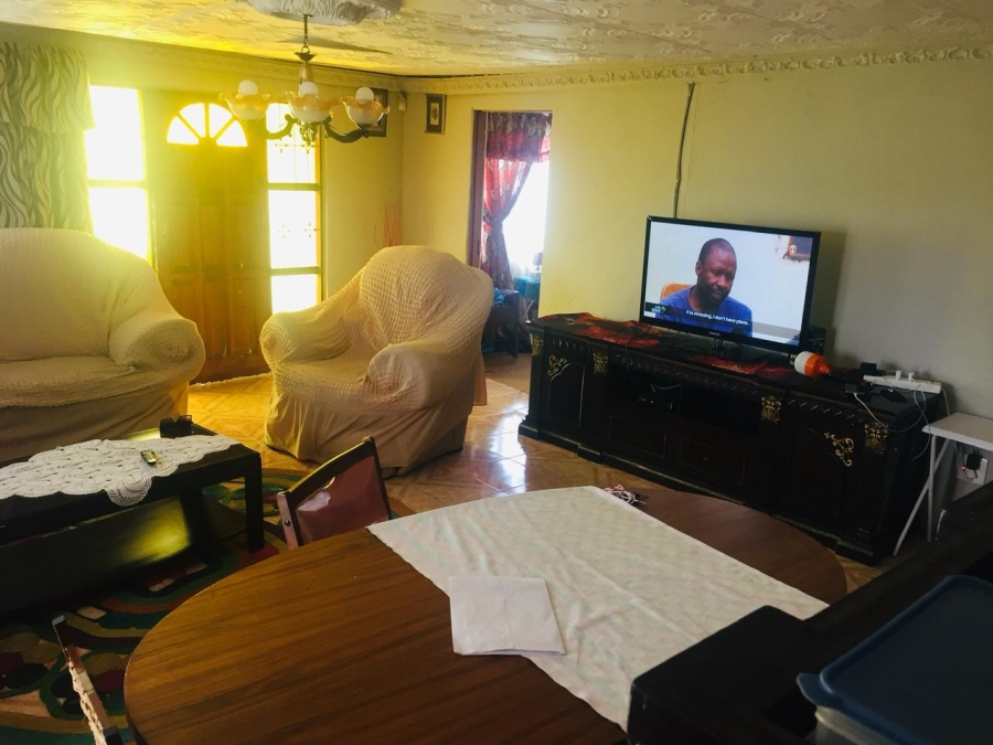 5 Bedroom Property for Sale in Mdantsane Nu 17 Eastern Cape